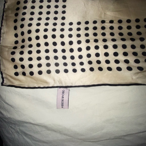 oscar rossa silk scarf - Picture 4 of 5